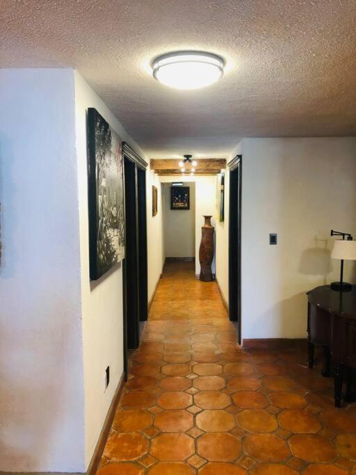 Casa Real Naranjos Con Roof Top! Сasa de vacaciones Guanajuato